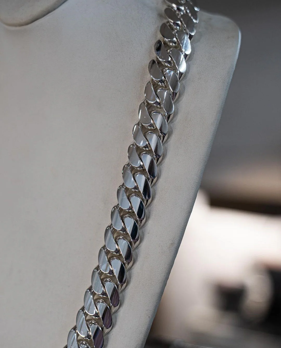 RARE PRINCE by CARAT SUTRA | 16mm Wide Solid Miami Cuban Link Chain | 22kt Gold Micron Plated 925 Sterling Silver Chain | Men's Jewelry | With Certificate of Authenticity and 925 Hallmark - Image 5