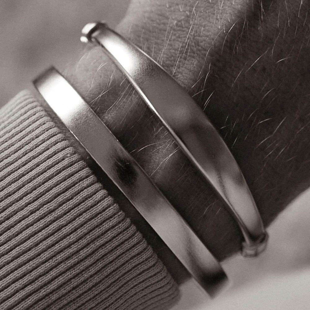 RARE PRINCE by CARAT SUTRA | Adjustable Armreif Style Bangle/kadaa/Handcuff for Men & Boys | 925 Sterling Silver Bracelet | Men's Jewelry | With Certificate of Authenticity and 925 Hallmark - Image 4