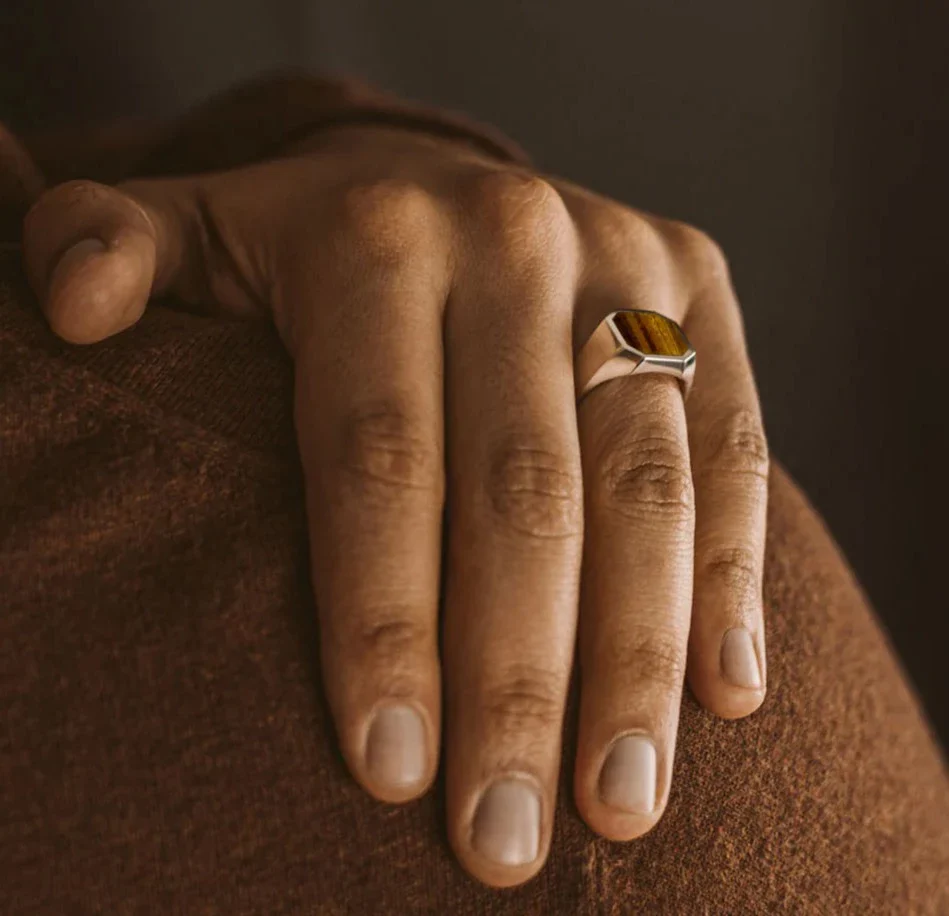 RARE PRINCE by CARAT SUTRA | Classic Signet Ring with Natural Tiger Eye | 925 Sterling Silver Ring | Men's Jewelry | With Certificate of Authenticity and 925 Hallmark - Image 4