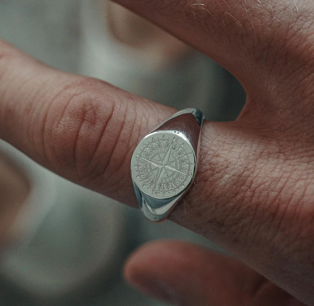 RARE PRINCE by CARAT SUTRA | Exclusive Signet Style Compass Ring, Sterling Silver 925 Ring | Jewellery for Men| With Certificate of Authenticity and 925 Hallmark