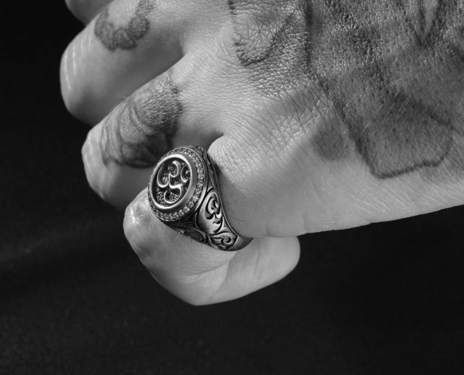 RARE PRINCE by CARAT SUTRA | Exclusive Turkish Style Om Symbol Signet Ring for Men, Oxidized Sterling Silver 925 Ring | Jewellery for Men| With Certificate of Authenticity and 925 Hallmark - Image 3