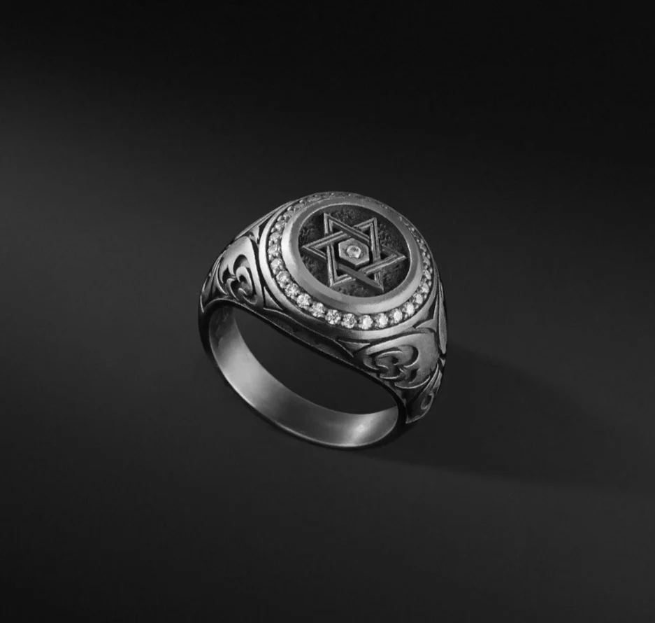 RARE PRINCE by CARAT SUTRA | Exclusive Turkish Style Star Signet Ring for Men, Oxidized Sterling Silver 925 Ring | Jewellery for Men| With Certificate of Authenticity and 925 Hallmark - Image 2