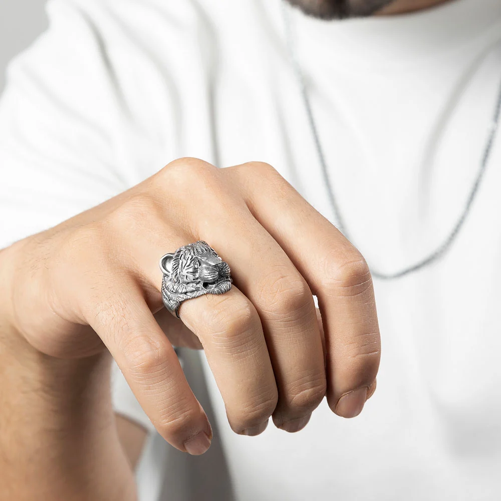 RARE PRINCE by CARAT SUTRA | Unique Designed 3D Tiger Face Ring | 925 Sterling Silver Oxidized Ring | Men's Jewelry | With Certificate of Authenticity and 925 Hallmark - Image 5