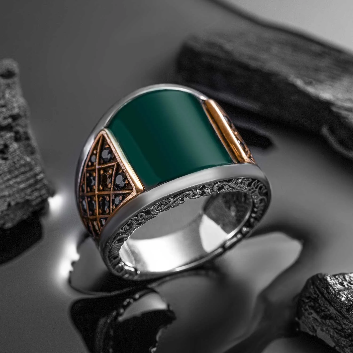 RARE PRINCE by CARAT SUTRA | Unique Designed Turkish Style Curved Ring with Green Onyx  | 925 Sterling Silver Gold Plated Ring | Men's Jewelry | With Certificate of Authenticity and 925 Hallmark