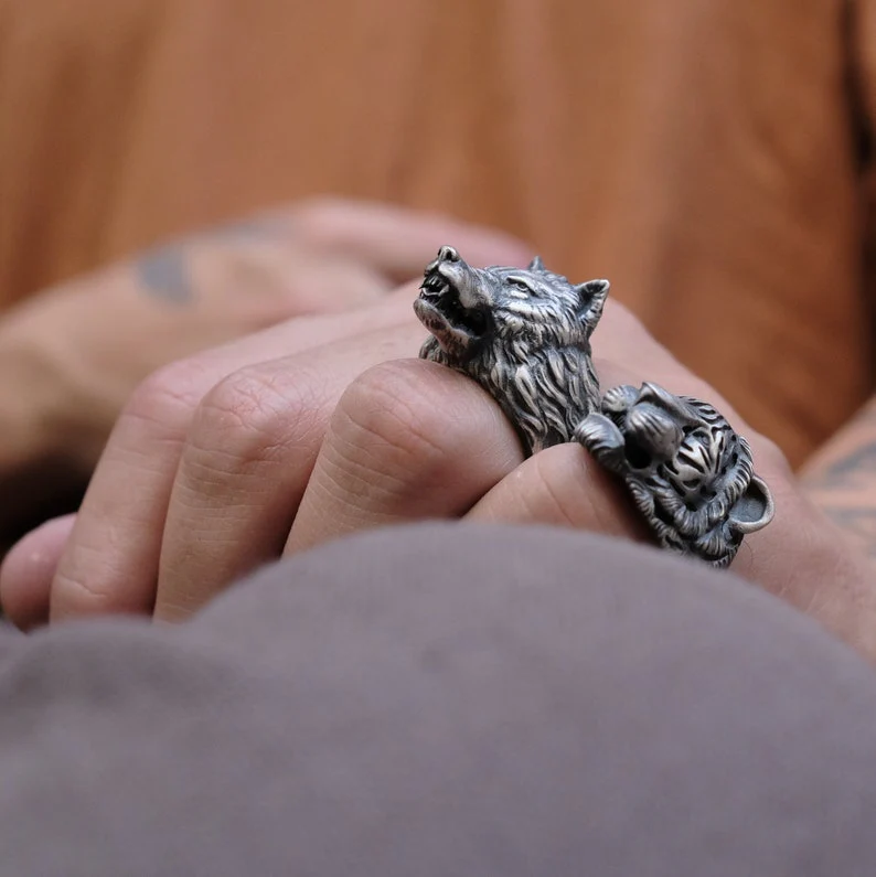 RARE PRINCE by CARAT SUTRA | Unique Designed Wolf Face Ring | 925 Sterling Silver Oxidized Ring | Men's Jewelry | With Certificate of Authenticity and 925 Hallmark - Image 4