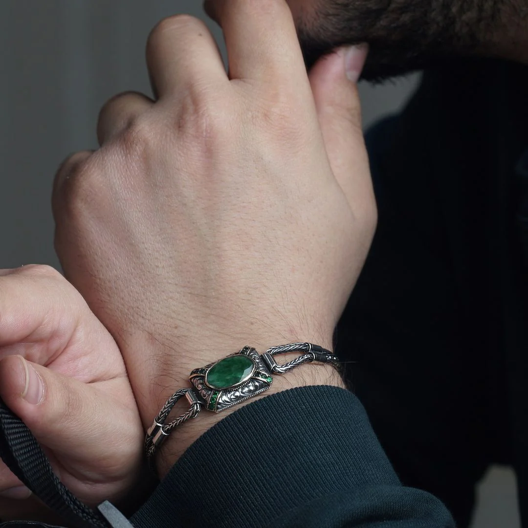 RARE PRINCE by CARAT SUTRA | Unique Green Emerald hand beaded Bracelet for Men | Oxidized 925 Silver Bracelet | Men's Jewelry | With Certificate of Authenticity and 925 Hallmark - Image 8