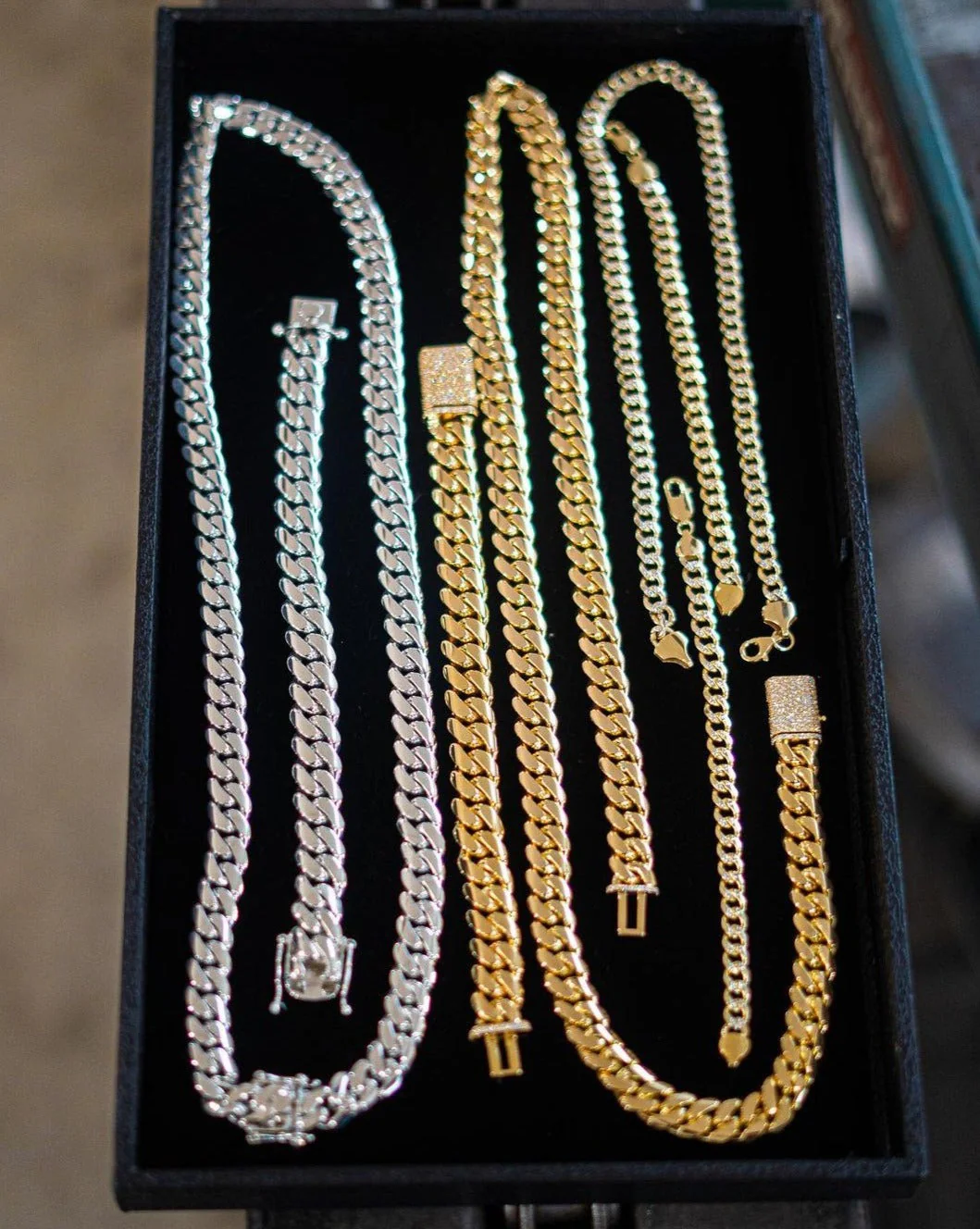 RARE PRINCE by CARAT SUTRA | Solid 10mm Miami Cuban Link Chain with Iced Lock | 22kt Gold Micron Plated on 925 Sterling Silver Chain with AAA+ Quality Swarovski Diamonds | Men's Jewelry | With Certificate of Authenticity and 925 Hallmark - Image 5